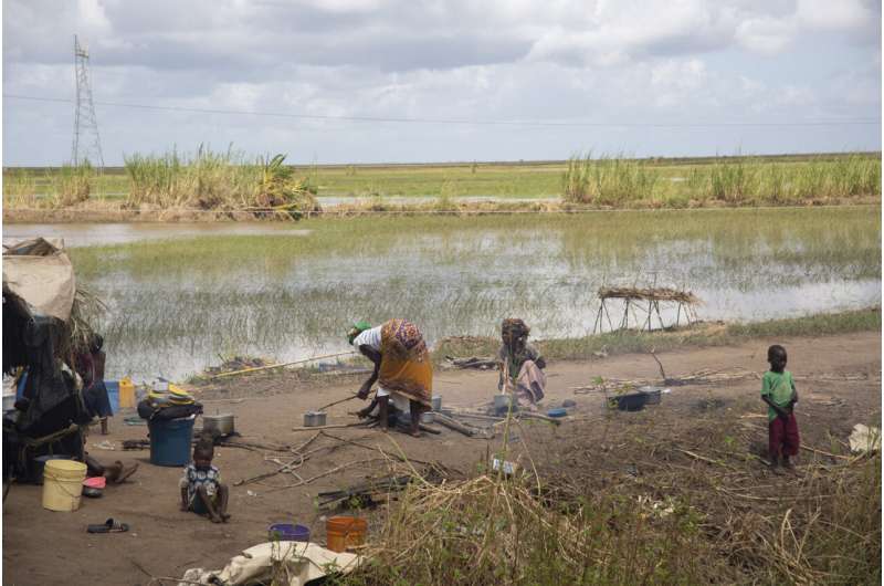 Mozambique works to contain cholera outbreak after cyclone