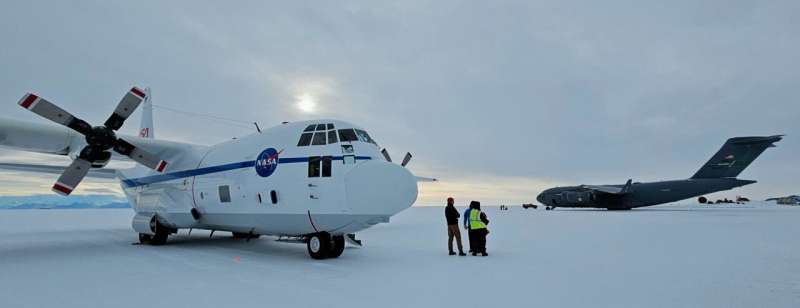 NASA C-130 makes first-ever flight to Antarctica for GUSTO balloon mission