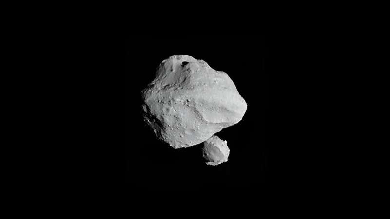 Космический корабль НАСА обнаружил крошечную луну вокруг астероида во время близкого пролета
