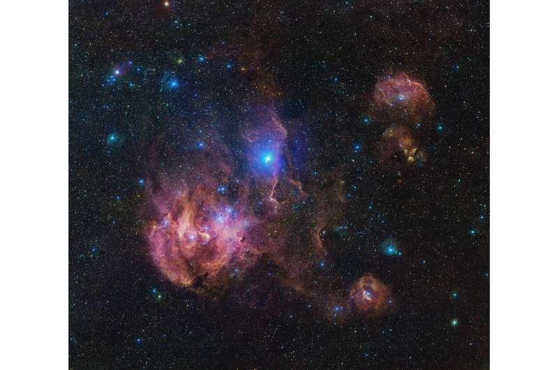 New 1.5-billion-pixel ESO image shows Running Chicken Nebula in unprecedented detail
