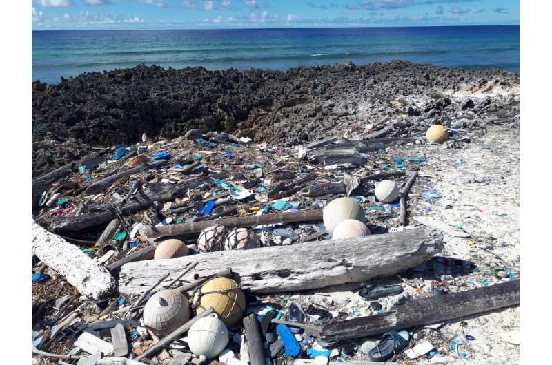 New modelling study shows that most plastic debris on Seychelles beaches comes from far-off sources