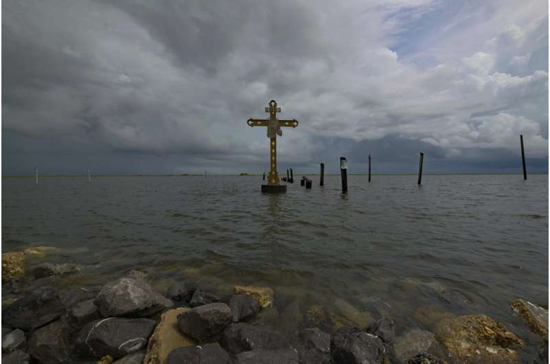 New study finds far more hurricane-related deaths in US, especially among poor and vulnerable