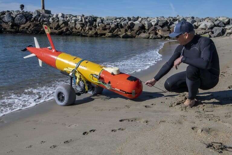 Nimble autonomous robots help researchers explore the ocean, no ship required