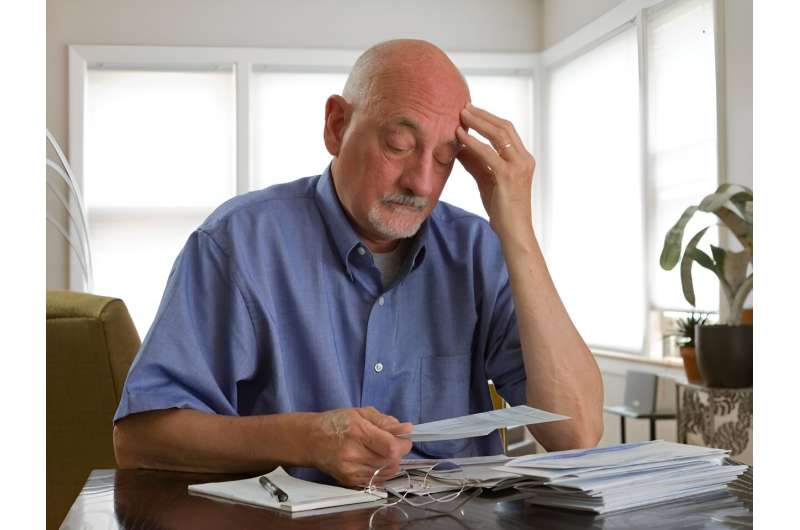 Older americans' finances decline in years before dementia diagnosis