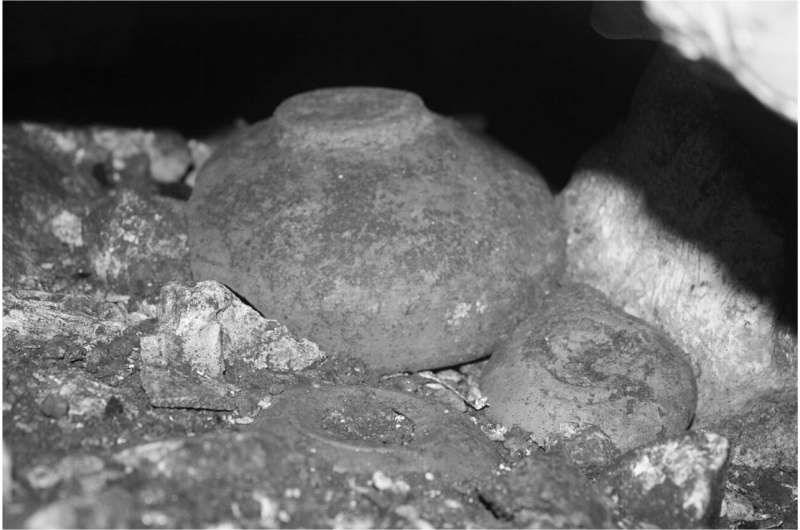 Placement of ancient hidden lamps, skulls in cave in Israel suggests Roman-era practice of necromancy