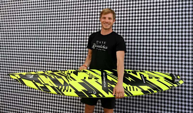 Porsche and Schaeffler made Sebastian Steudtner's new surfboard