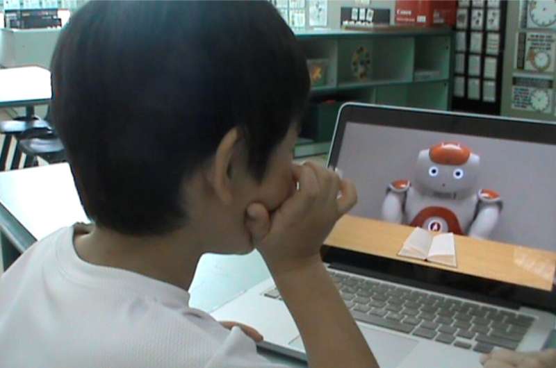 Robots versus humans: Which would children trust more when learning new information?
