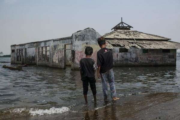Sea level rise may threaten Indonesia's status as an archipelagic country