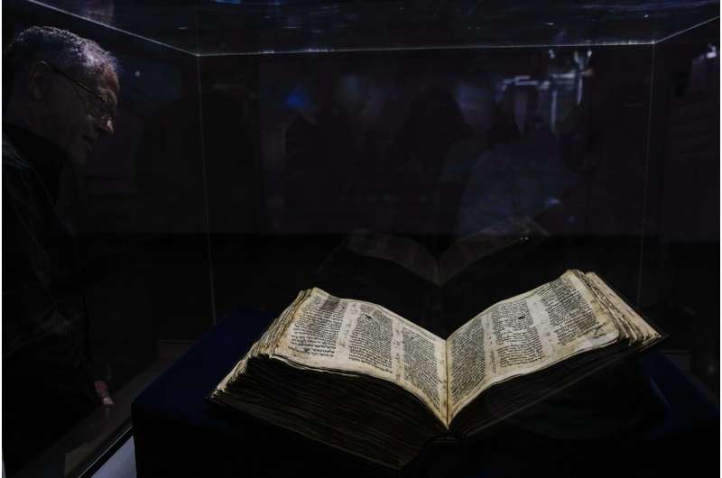 Sotheby's hopes for record sale of ancient Hebrew Bible