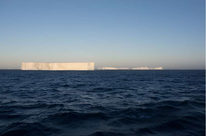 Supergiant iceberg makes surrounding ocean surface colder and less salty