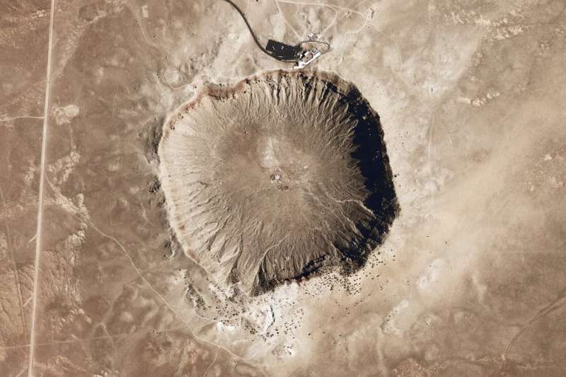 Estos 5 espectaculares cráteres de impacto en la Tierra resaltan la historia salvaje de nuestro planeta