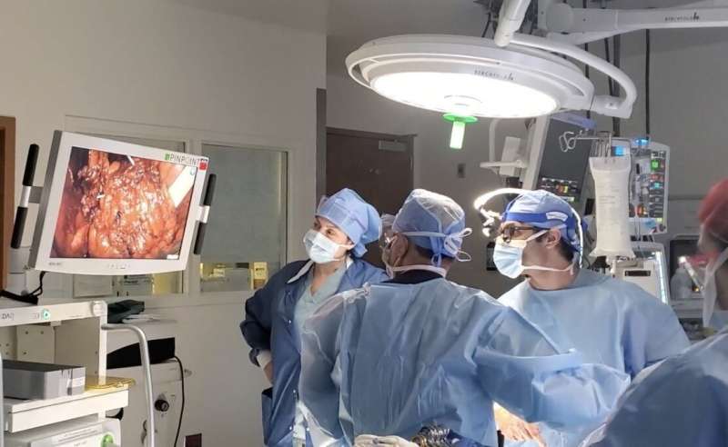 Urologists to perform world's first bladder transplant