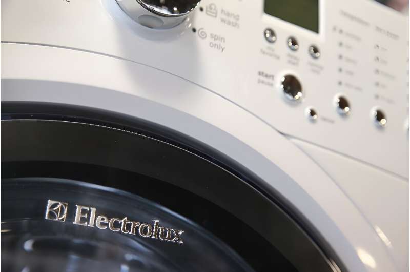 Weaker demand from consumers has pushed Electrolux to cut jobs
