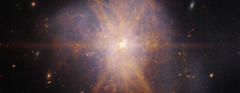 Webb captures the spectacular galactic merger Arp 220