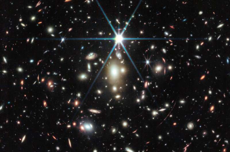 Webb Reveals Colors of Earendel, Most Distant Star Ever Detected
