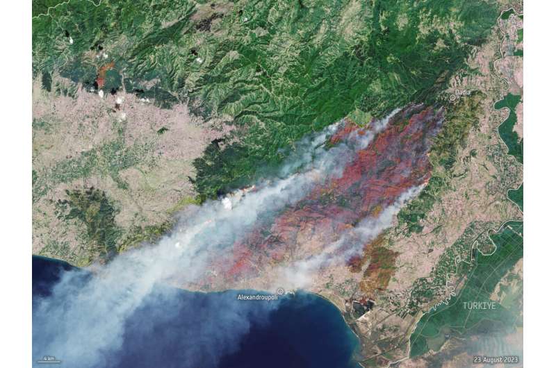 Wildfires continue to rage in Greece