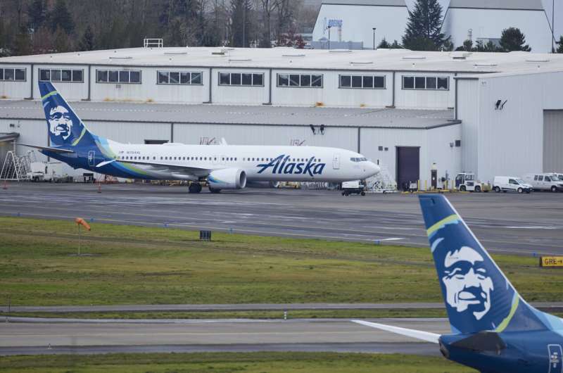 Alaska Airlines cancels flights on certain Boeing planes through Saturday for mandatory inspections
