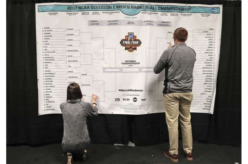 'Art and science:' How bracketologists are using artificial intelligence this March Madness