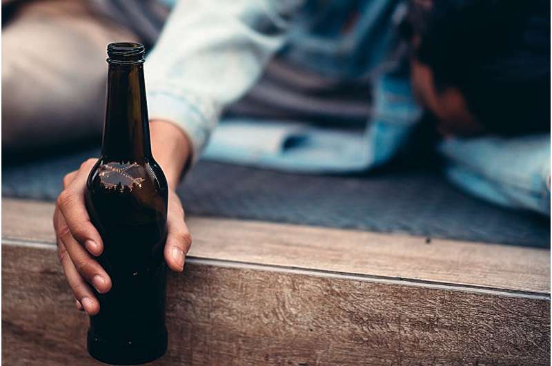 Binge drinking more common in sexual- and gender-minority students