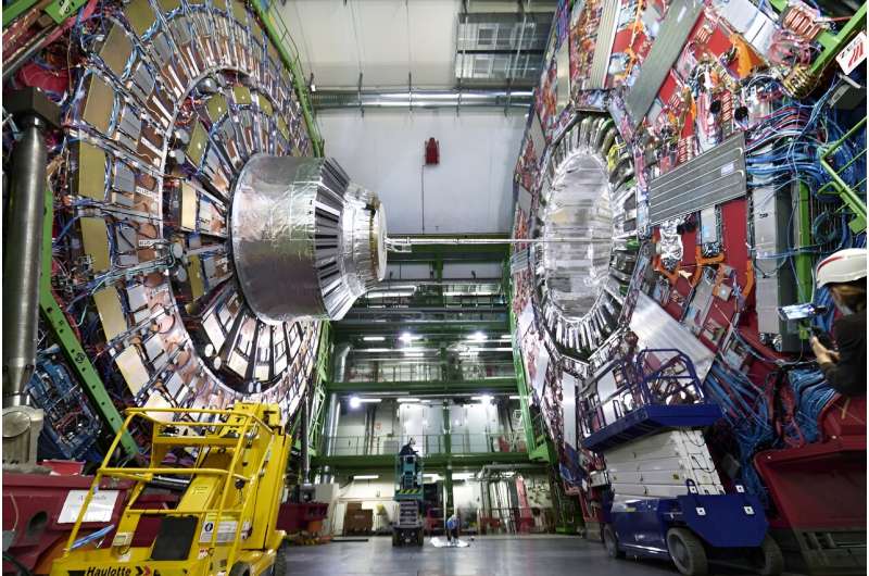 CMS scientists expand search for new particles at the Large Hadron Collider
