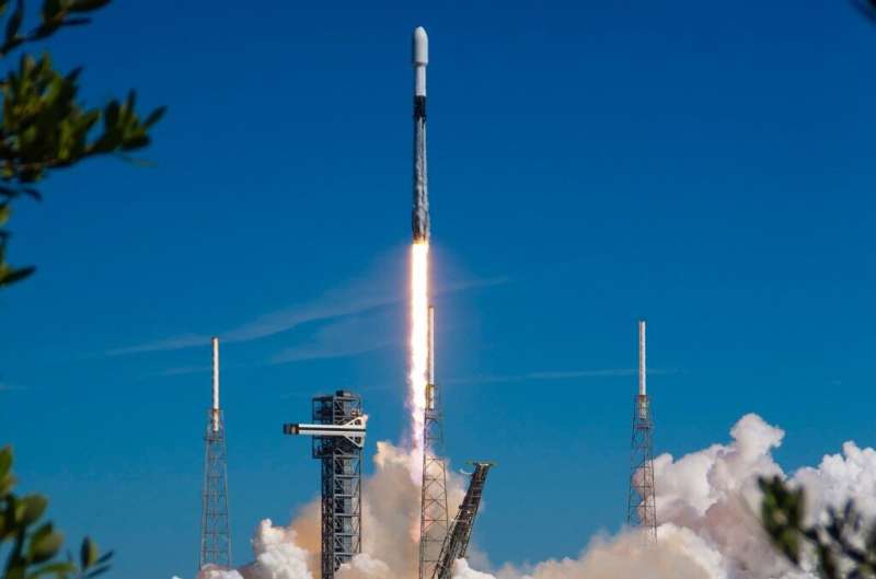 Cygnus flies to the International Space Station