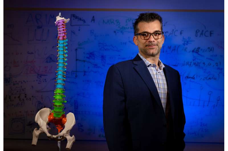 Doctors can now watch spinal cord activity during surgery