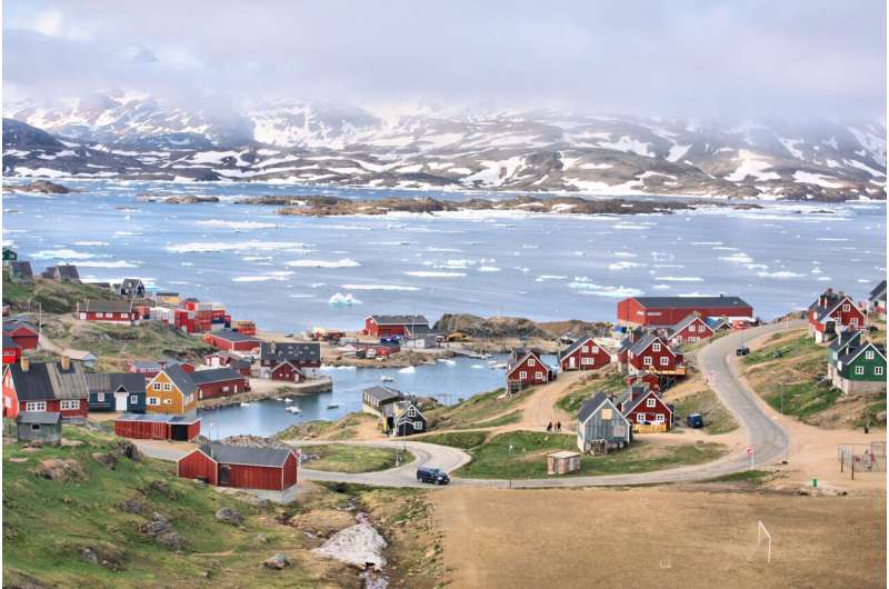 East Greenlanders have large amounts of environmental toxins in their bodies: They get poisoned through their food