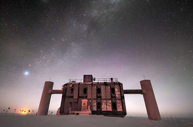 IceCube identifies seven astrophysical tau neutrino candidates