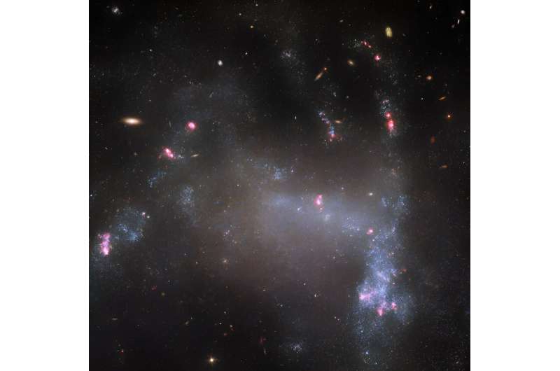 Image: Hubble spots the Spider Galaxy