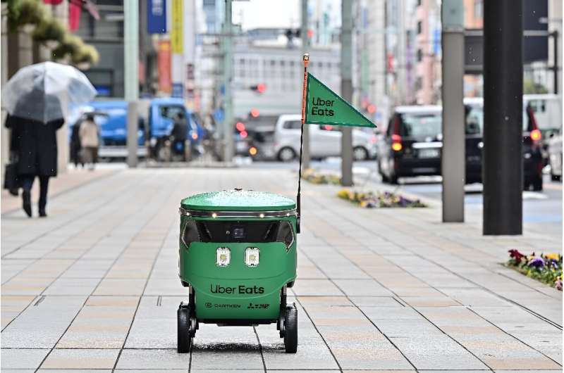 O Japão mudou as leis de trânsito no ano passado para permitir entregas robóticas