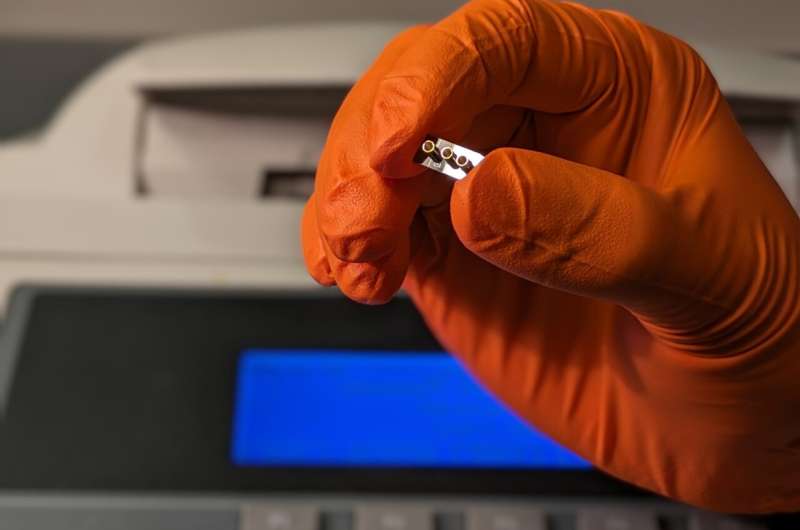 Nova ferramenta de diagnóstico atinge precisão dos testes PCR com sistema de nanoporos mais rápido e simples