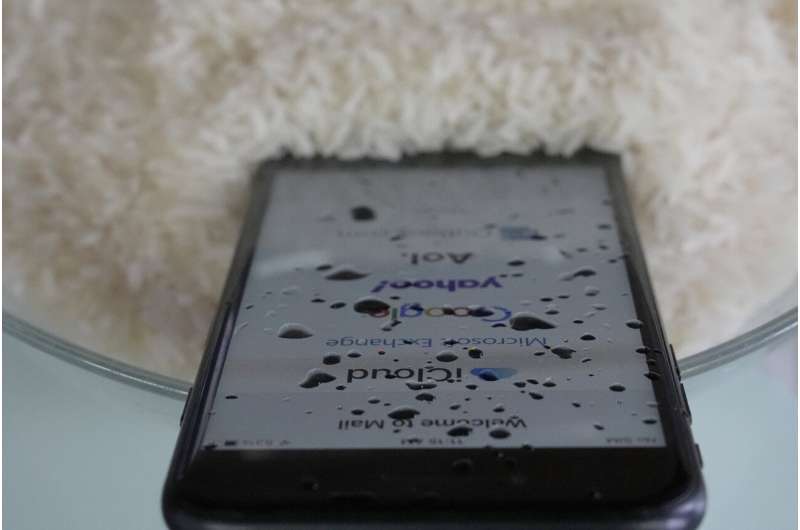 One Tech Tip: Don't use rice for your device. Here's how to dry out your smartphone