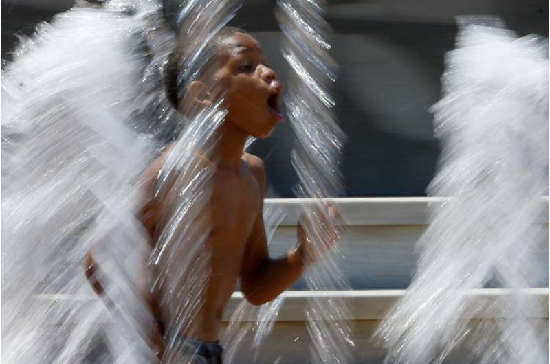 Residents and communities preparing for heat wave that will envelop Midwest and Northeast next week