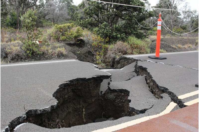 road broken earthquake