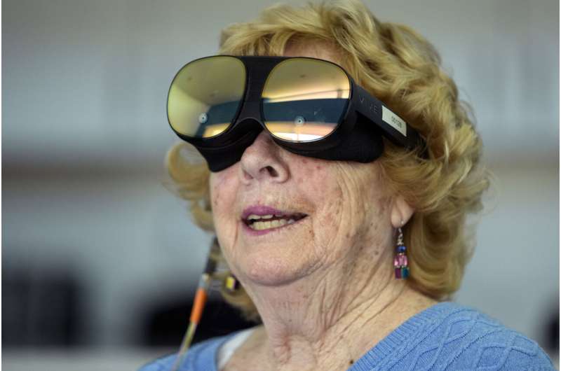'Soaring' over hills or 'playing' with puppies, study finds seniors enjoy virtual reality