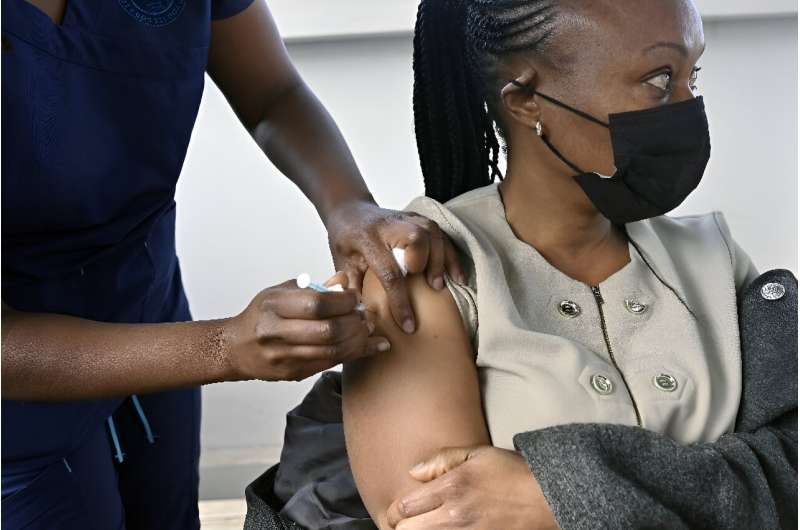 Francia: più di 1 miliardo di dollari sarà stanziato per la sovranità sui vaccini in Africa