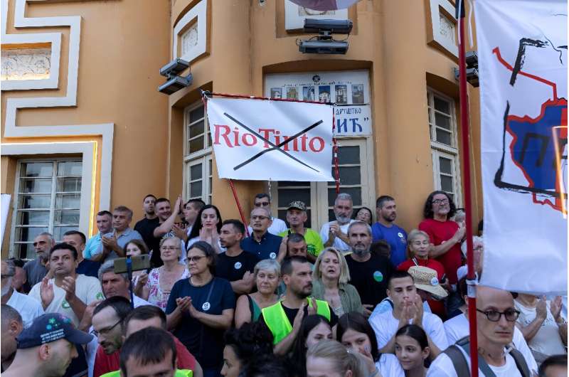 Thousands of demonstrators in Loznica protesting the mine last month