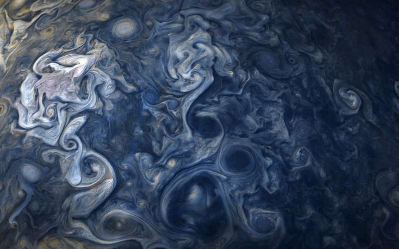 Using oceanography to understand fronts and cyclones on Jupiter