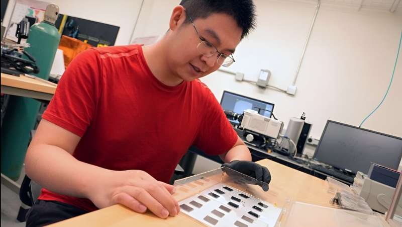 Virginia Tech researcher's breakthrough discovery uses engineered surfaces to shed heat