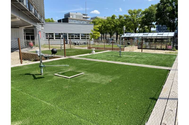 Water stored under artificial turf could make cities cooler and safer to play in