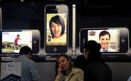 2nd phase of the Apple iPhone 4's global launch got off to a "nightmare" start
