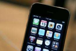Apple has begun removing risque iPhone and iPod Touch applications from its online App Store