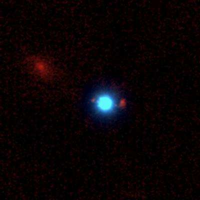 Astronomers discover an unusual cosmic lens