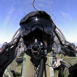 Fighter pilots' brains are 'more sensitive'