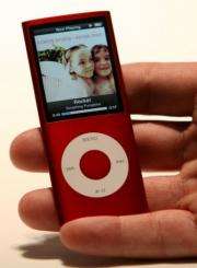 Japan's industry ministry has ordered Apple to look into reports of its iPod Nano music player catching fire