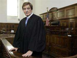 Judge's innovation may offer malpractice fix (AP)