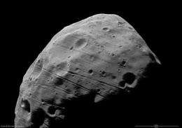 Mars Express heading for closest flyby of Phobos