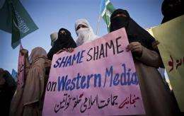 Muslim concerns trigger Pakistani Web bans (AP)