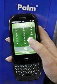 Palm's sales slump as its new phones struggle (AP)