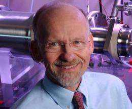 PNNL's Richard Smith named 2010 Scientist of the Year